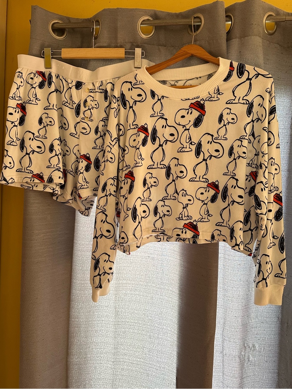 American Eagle Outfitters Cream Snoopy Print Sweatshirt and Shorts Set